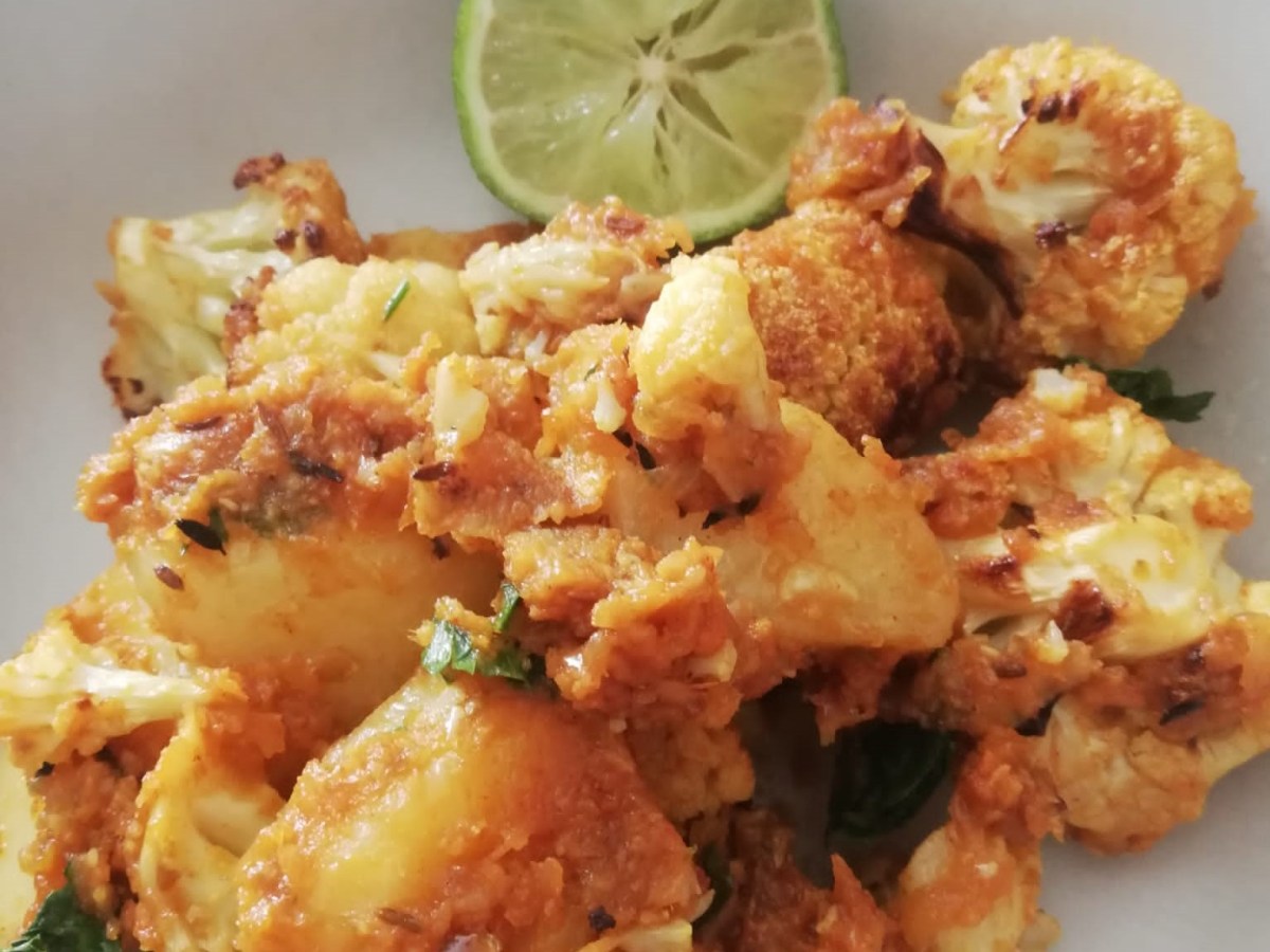 Aloo Gobi, o sea patatas con coliflor al estilo&nbsp;indio